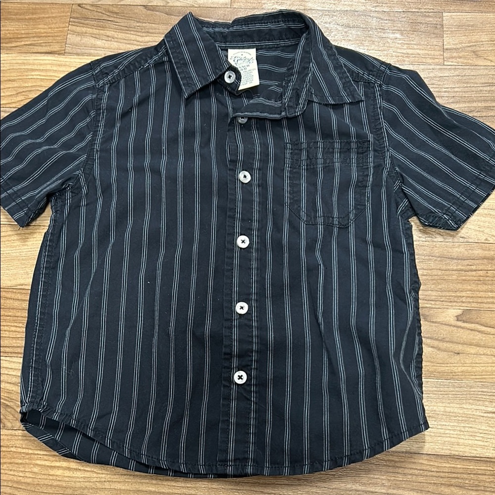 Faded Glory Black Button Down Shirt with Short Sleeves and Vertical Stripes